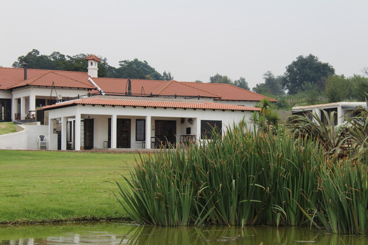 Bottom Of Boden Hotel Benoni Exterior foto